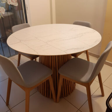 Mesa de Comedor NEOLTH MONT BLANC, espesor de 12mm, base varillada